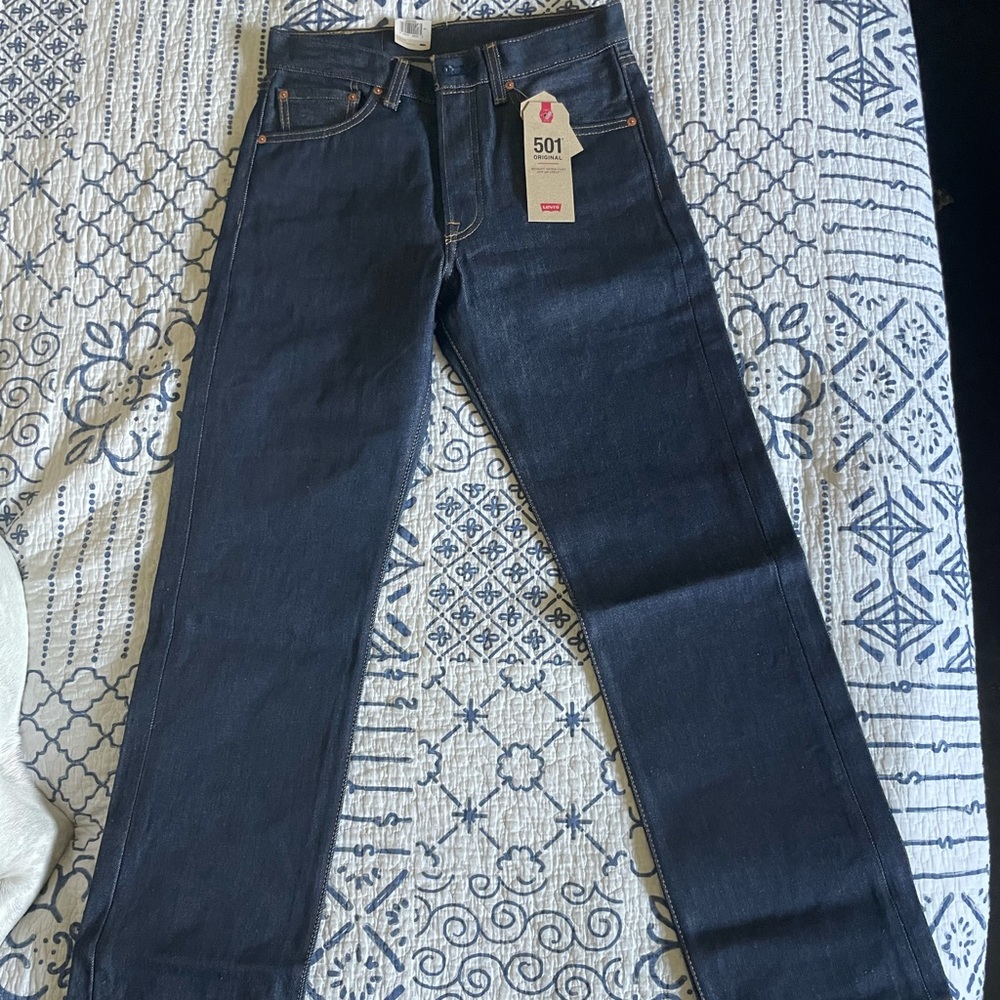 Levi’s 501 Classic Shrink to Fit